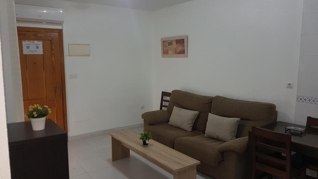Apartamentos La Bastida 토타나 외부 사진