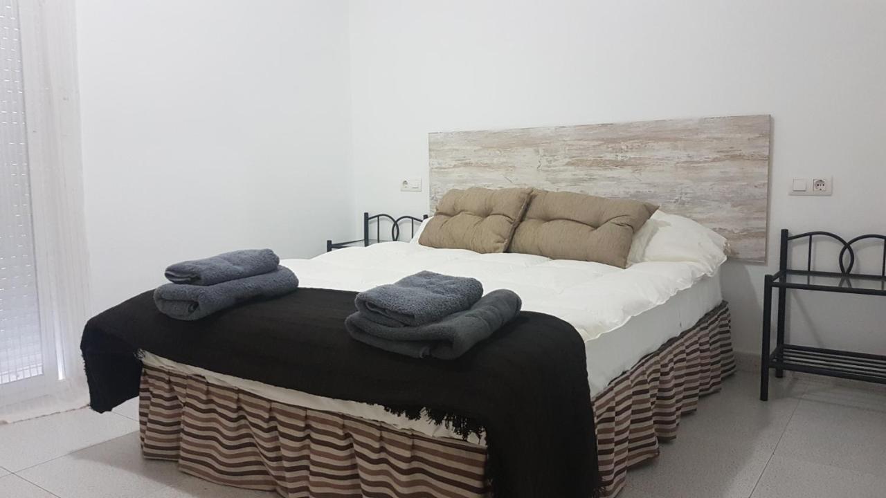 Apartamentos La Bastida 토타나 외부 사진