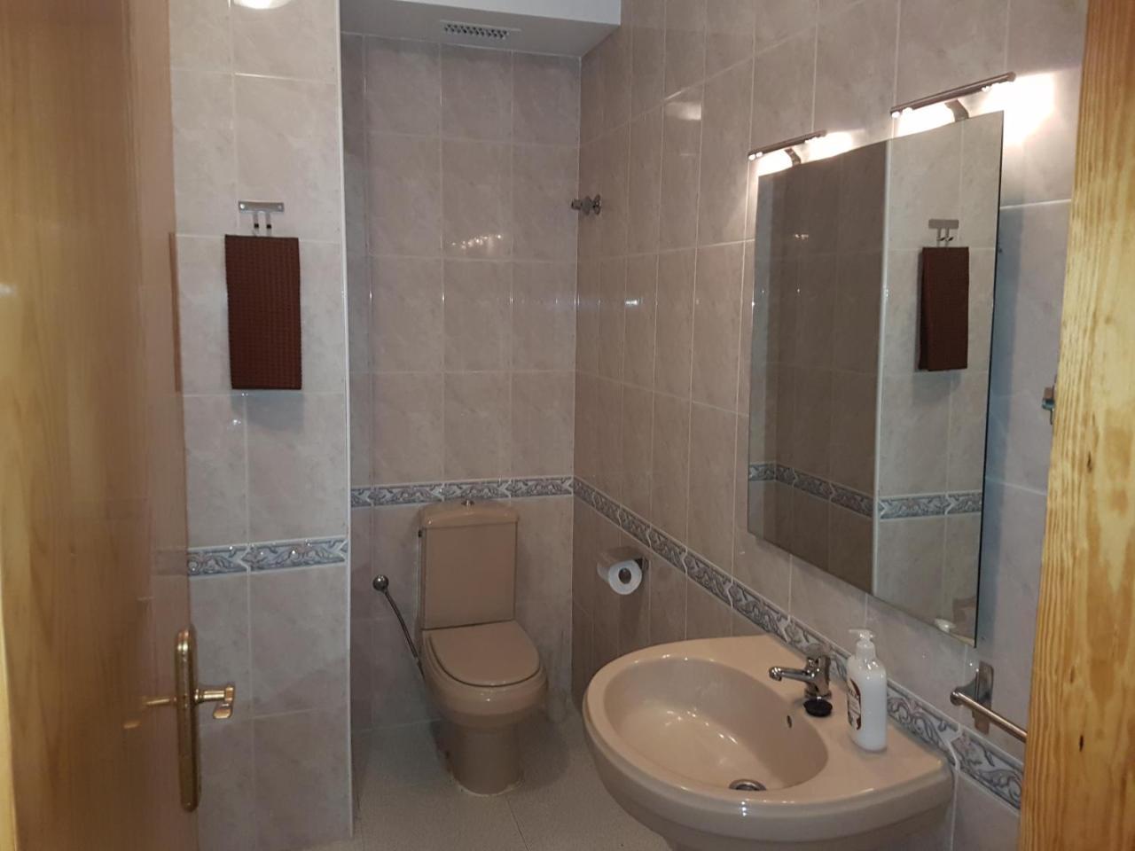 Apartamentos La Bastida 토타나 외부 사진