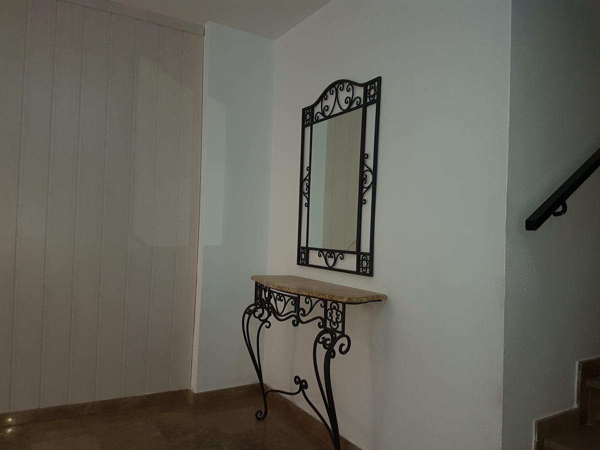 Apartamentos La Bastida 토타나 외부 사진
