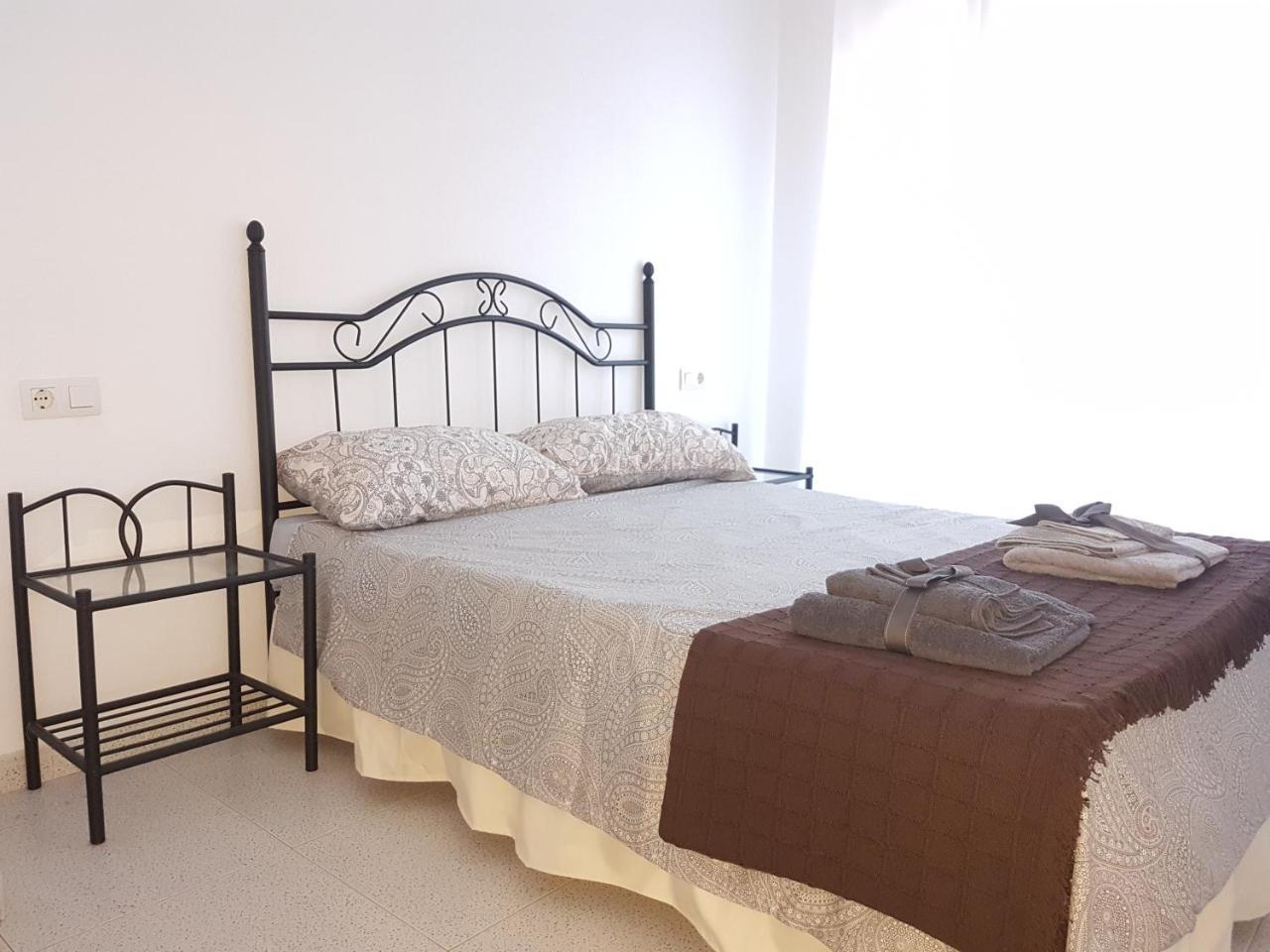 Apartamentos La Bastida 토타나 외부 사진