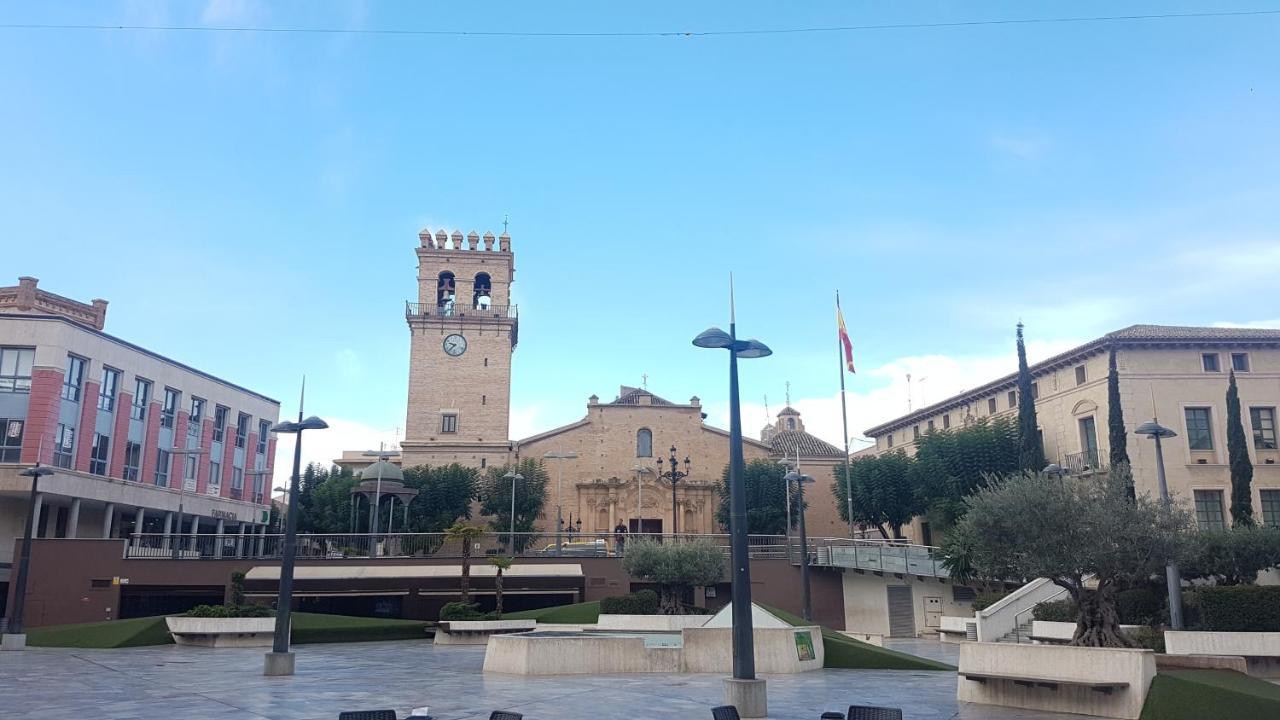 Apartamentos La Bastida 토타나 외부 사진